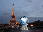 medium_fussballglobus-paris_property_default.2.jpg