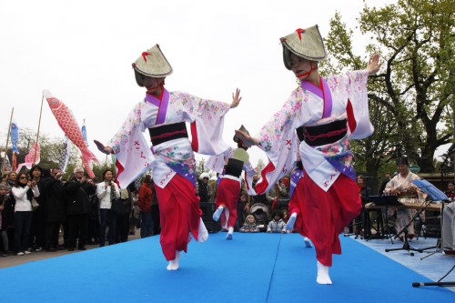 Ensemble Sakura - le Jardin Japonais au Jardin d'Acclimatation - du 7 avril au 8 mai 2012 -Photo Frédéric Grimaud.JPG